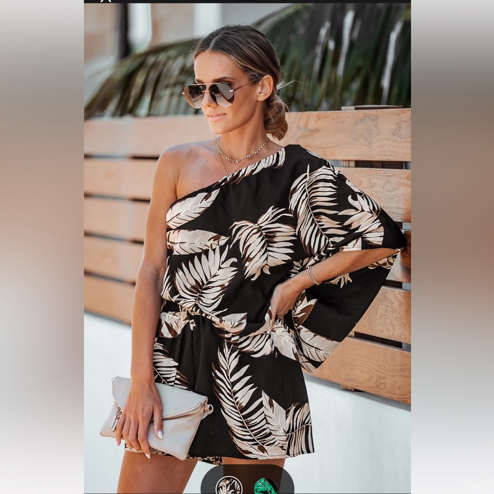 NWT Black Tropical Leaf Print One-Shoulder Romper